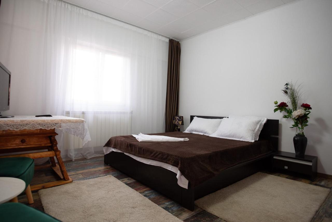 5 Bedrooms Luxury Apartment Villa Bucharest Exterior photo