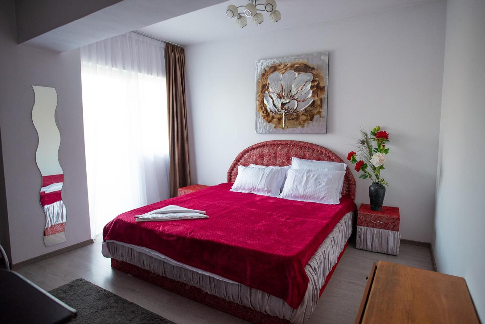 5 Bedrooms Luxury Apartment Villa Bucharest Exterior photo